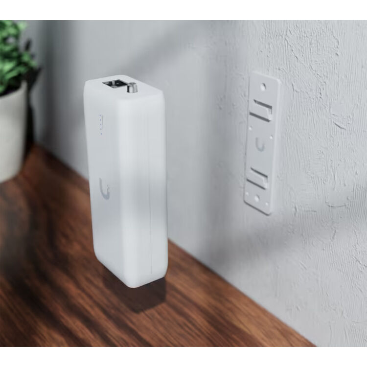 Ubiquiti Device Bridge UDB-US wireless bridging PoE adapter for UniFi network extension — view 10
