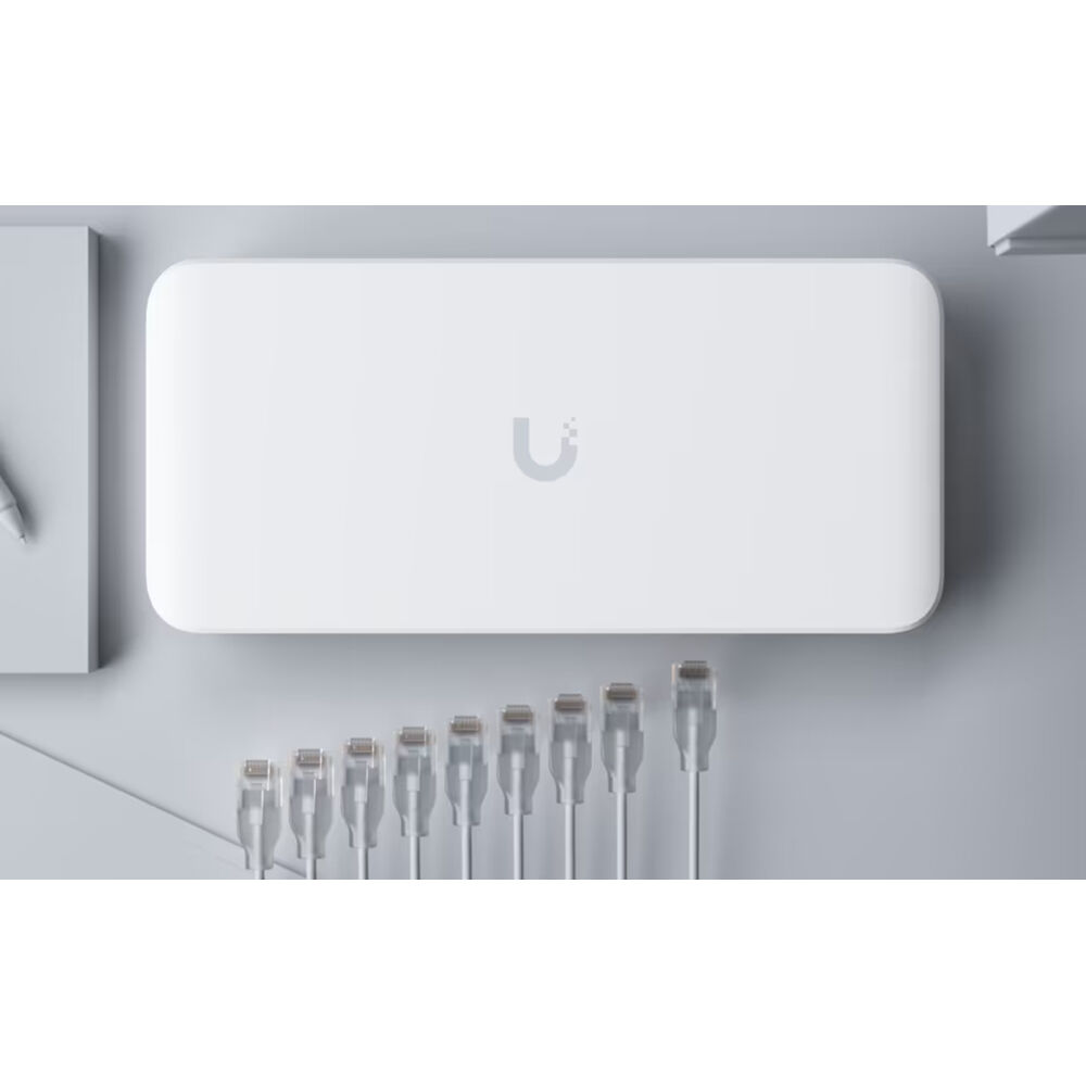 Ubiquiti Flex 2.5G PoE 8-port 2.5 GbE PoE++ switch with 10 GbE RJ45/SFP+ combo uplink — view 6
