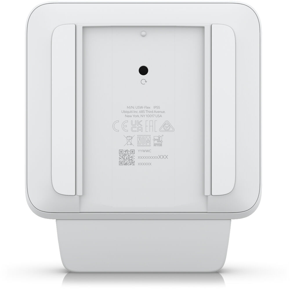 Ubiquiti UniFi Switch Flex 3 Pack with compact 5-port managed PoE switches — view 3