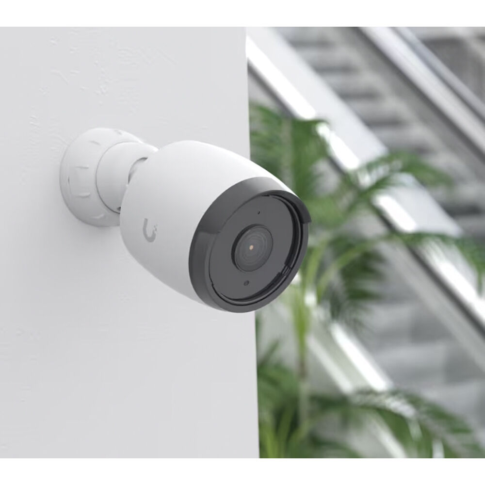 Ubiquiti G6 Bullet UVC-G6-BULLET-W outdoor 8 MP 4K PoE surveillance camera with IR LEDs and IP67 rating — view 4
