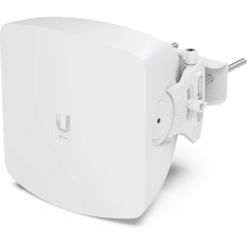 Ubiquiti UISP Wave Access Point 60 GHz PtMP wireless bridge with Bluetooth setup support — view 3