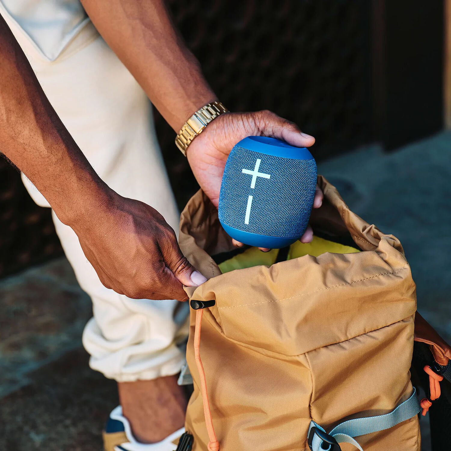 UE WONDERBOOM 4 portable Bluetooth speaker in Blue, compact small-footprint design — view 14