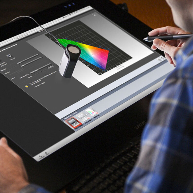 Wacom Color Manager 2024 USB-C color calibration device for professional monitor profiling — view 4